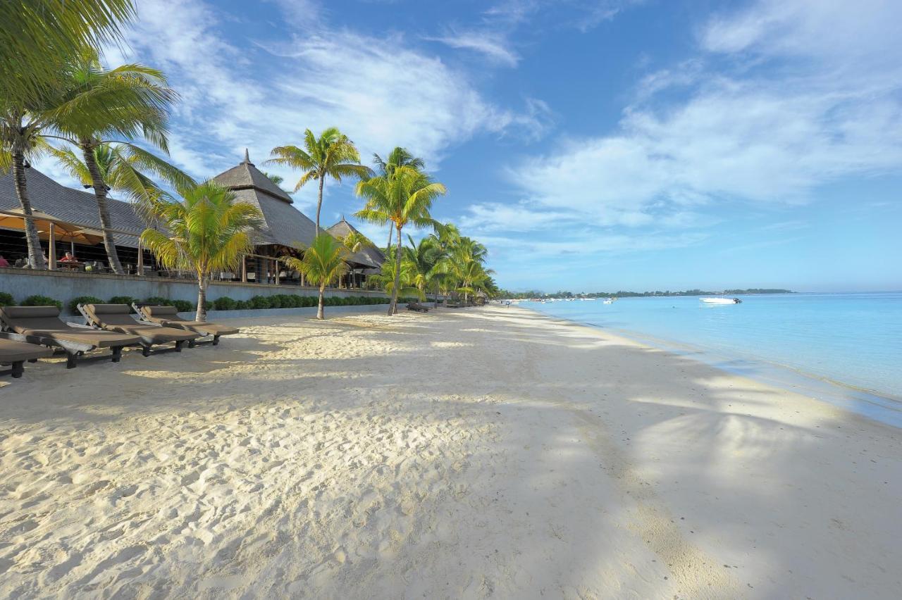 Trou Aux Biches Beachcomber Golf Resort & Spa Exterior photo Beach at the resort