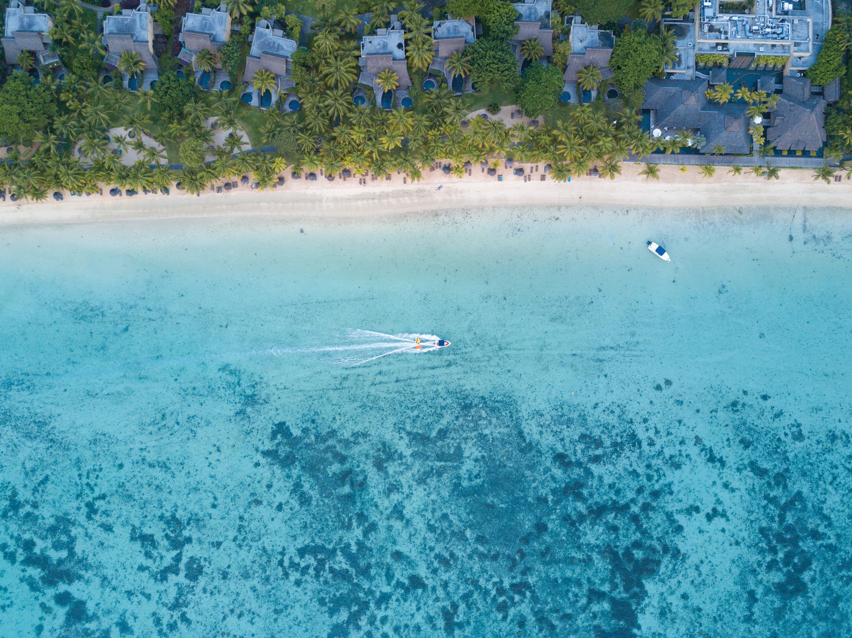 Trou Aux Biches Beachcomber Golf Resort & Spa Exterior photo Aerial view of the beach